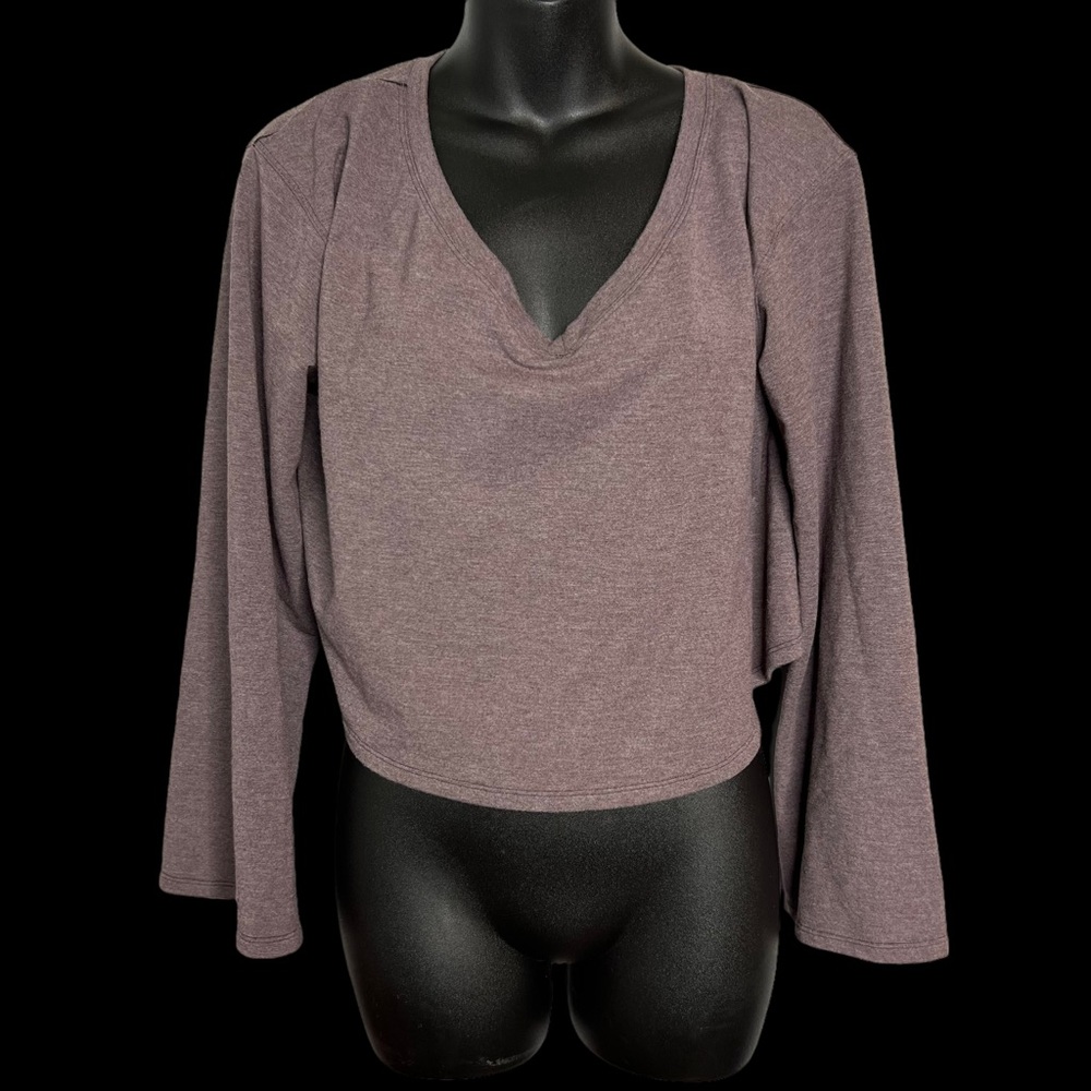 LULULEMON SHOW YOUR DEPTH BELL SLEEVES TOP M/L - Picture 2 of 6